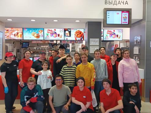 Мы побывали на экскурсии в одном из ресторанов Rostic's г. Ставрополя.